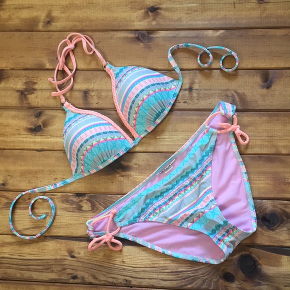 SO Medium Bikini Set - Picture 1 of 1